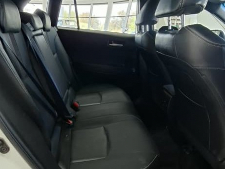 Toyota Corolla Cross 1.8 XS AT in Namibia