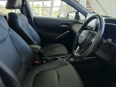 Toyota Corolla Cross 1.8 XS AT in Namibia