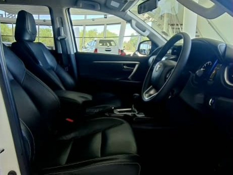 Toyota Fortuner 2.4  GD-6 4X4 AT in Namibia