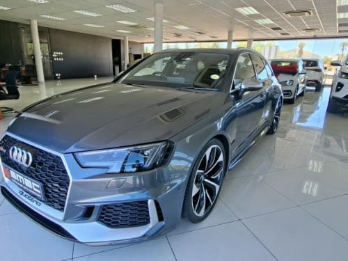 Pre-owned Audi RS4 AVANT QUATTRO S-Tronic 331Kw/600Nm for sale in 