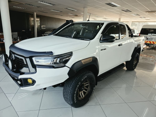 Pre-owned Toyota Hilux Legend 2.8 GD6 E Cab 4x4 AT for sale in 