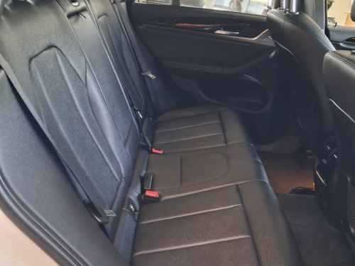 BMW x3 2.0 D X-Drive in Namibia