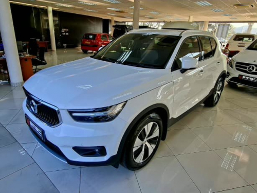 Volvo XC40 T4 Momentum Geartronic AT in Namibia