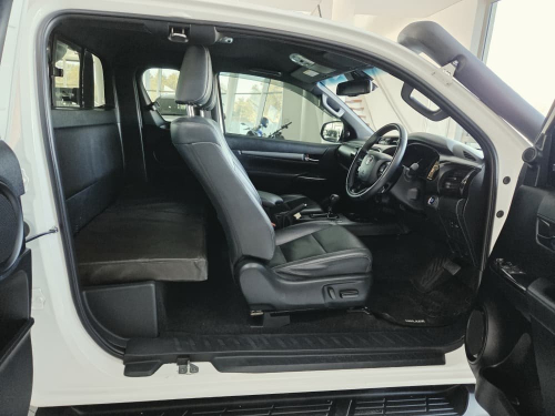 Toyota Hilux 2.8 GD-6 E Cab 4x4 AT in Namibia