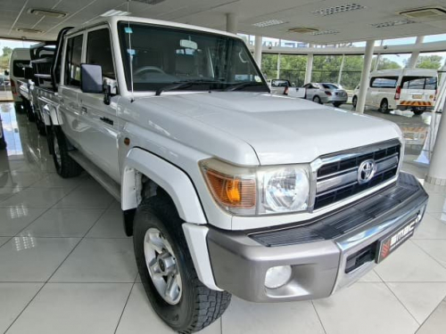 Toyota Landcruiser 79 4.0 V6 4x4 MT in Namibia