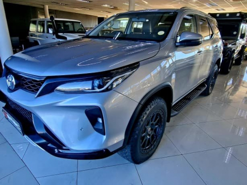 Toyota Fortuner 2.4 GD-6 4x4 AT in Namibia