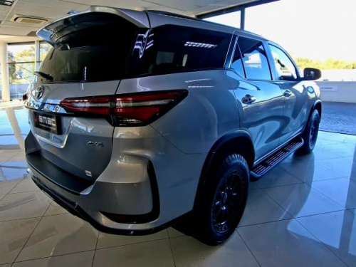 Toyota Fortuner 2.4 GD-6 4x4 AT in Namibia