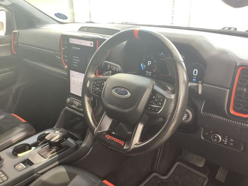 Ford RANGER RAPTOR 30L V6 TWI TURBO DC4x4 in Namibia