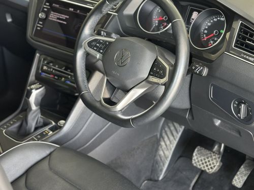 Volkswagen TIGUAN  1.4TSI LIFE DSG in Namibia