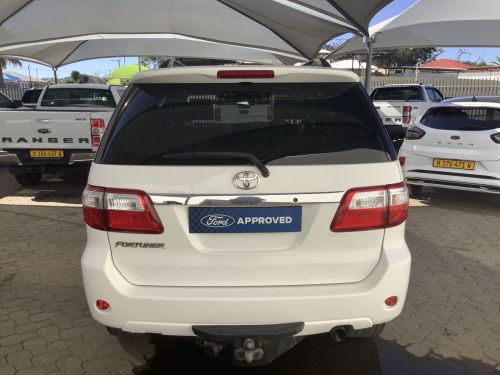 Toyota FORTUNER 30D-4DRB AT in Namibia