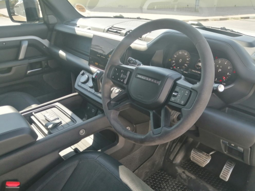 Land Rover DEFENDER  110 P525 V8 386KW in Namibia