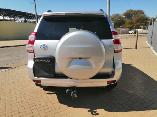 Toyota PRADO VX 30TDI A/T in Namibia