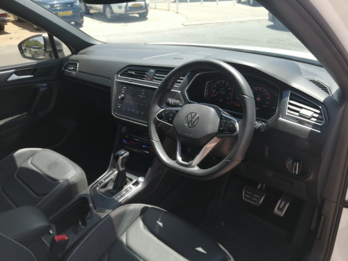 Volkswagen TIGUAN ALLSPACE 1.4 TSI R-LINE DSG in Namibia