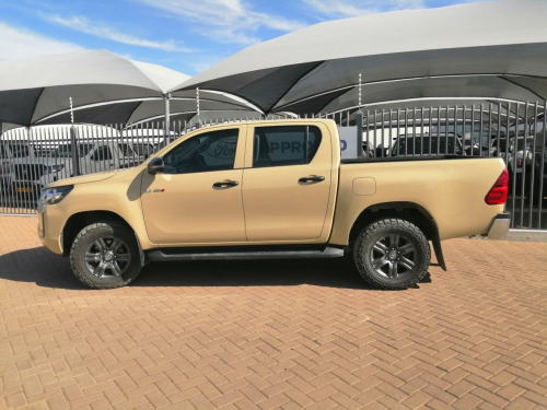 Toyota HILUX 2.4 GD-6 D/C MAN 2X4 in Namibia