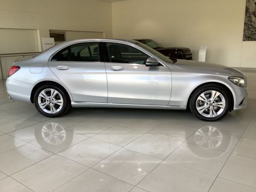Mercedes-Benz C180 AT in Namibia