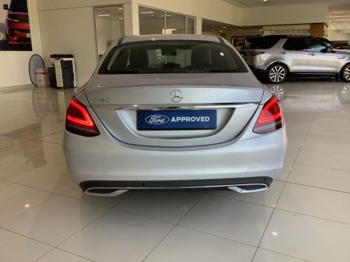 Mercedes-Benz C180 AT in Namibia
