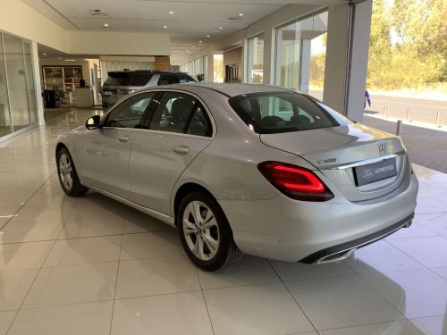 Mercedes-Benz C180 AT in Namibia