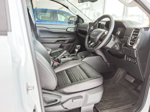 Ford RANGER 2.0 XLT 4x4 SIT D/CAB AT in Namibia