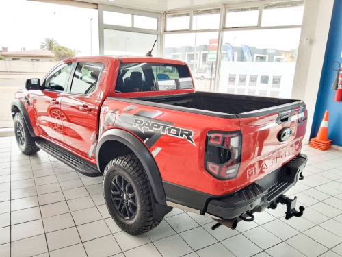 Ford FORD RANGER RAPTOR 3.0 V6 TWIN TURBO in Namibia
