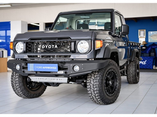 Toyota TOYOTA LAND CRUISER 2.8 S/CAB 4x4 AUTO in Namibia