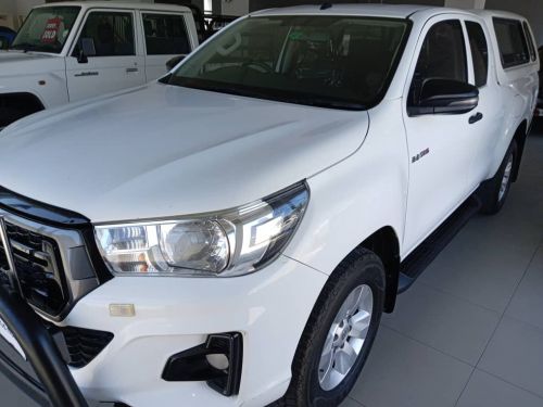 Toyota Hilux 2.4 GD-6 SRX in Namibia