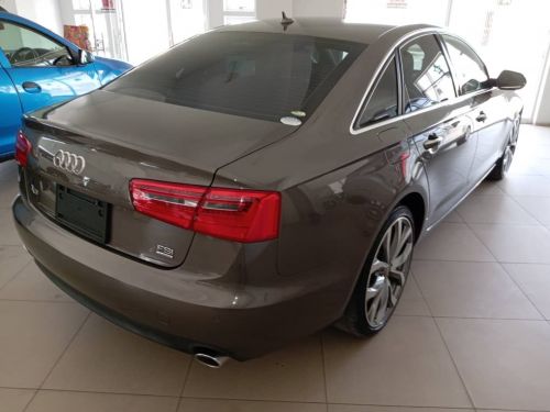 Audi A6 3.0T FSI Quat S Tronic 228KW in Namibia