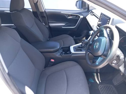 Toyota Rav4 2.0 CVT in Namibia