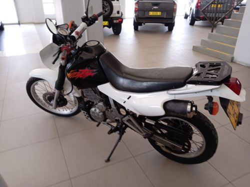 Honda NX 650 Dominator in Namibia