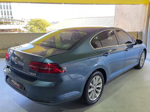 Volkswagen Passat 1.4 Tsi Comfortline Dsg in Namibia