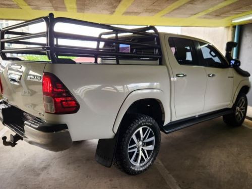 Toyota Hilux 2.8 Gd-6 Raider 4x4 D/C P/U in Namibia