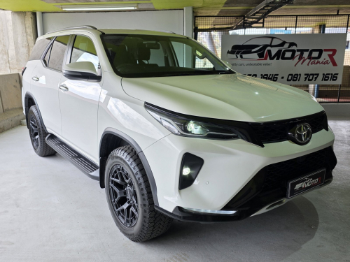 Pre-owned Toyota Fortuner 2.4GD-6 4x4 A/T for sale in 