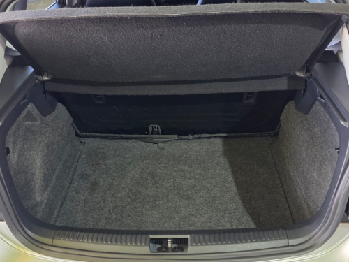 Volkswagen Polo Vivo 1.4 Trendline (5dr) in Namibia