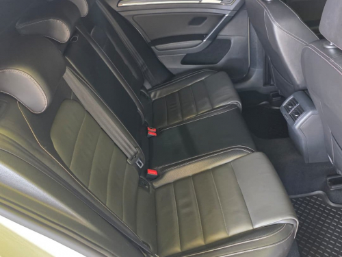 Volkswagen Golf Vii R 2.0 Tsi 4MOT DSG in Namibia