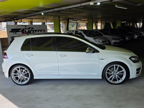 Volkswagen Golf Vii R 2.0 Tsi 4MOT DSG in Namibia