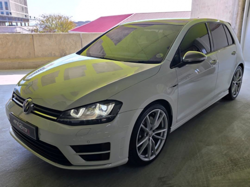 Volkswagen Golf Vii R 2.0 Tsi 4MOT DSG in Namibia