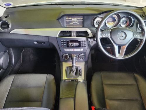 Mercedes-Benz C180 Be Estate Classic A/t in Namibia
