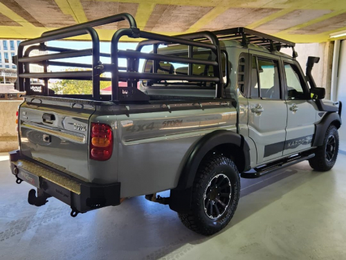 Mahindra Pik Up 2.2 Mhawk S11 Storm 4x4 D/C A/T P/U in Namibia