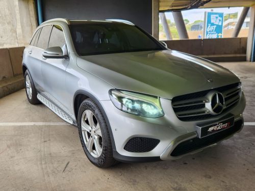 Mercedes-Benz Glc 220D 4Matic A/T in Namibia