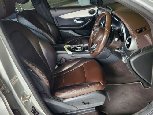 Mercedes-Benz Glc 220D 4Matic A/T in Namibia