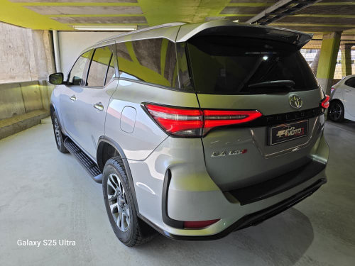 Toyota Fortuner 2.4gd-6 4x4 A/T in Namibia