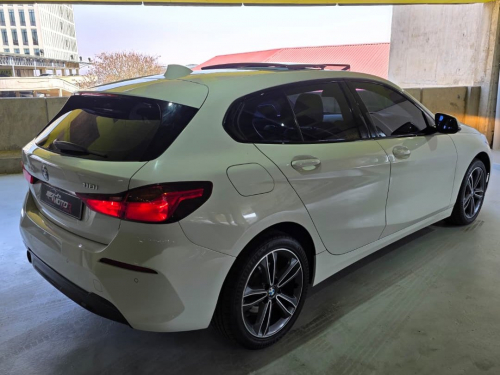 BMW 118i Sportback AT in Namibia