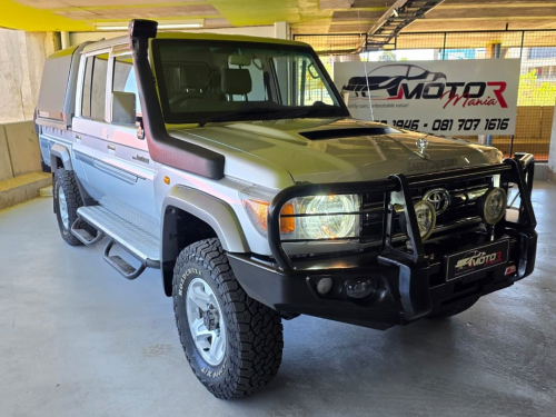 Toyota Land Cruiser 79 4.5 D 4x4 D/C M/T in Namibia