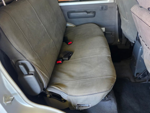 Toyota Land Cruiser 79 4.5 D 4x4 D/C M/T in Namibia