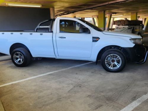 Ford Ranger 2.2TDCI L/R S/c P/u in Namibia
