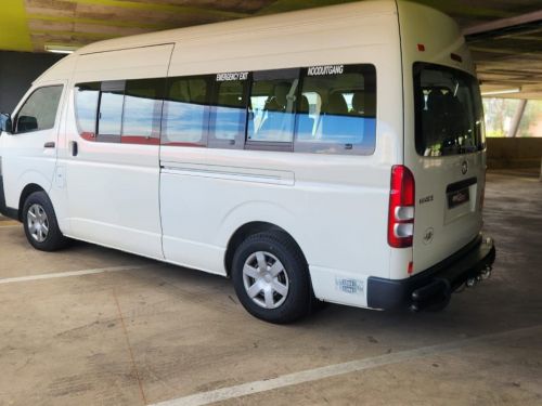 Toyota Quantum 2.5 D-4D 14Seater in Namibia