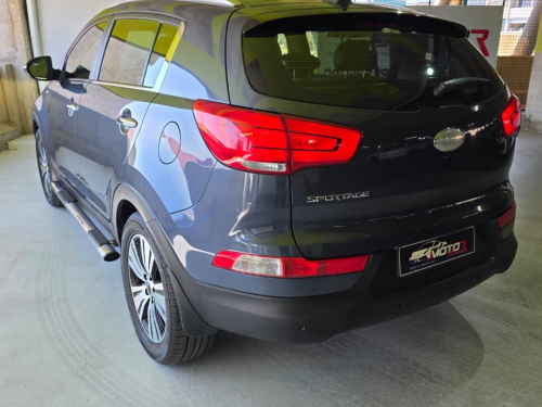 Kia Sportage 2.0 AWD M/T in Namibia