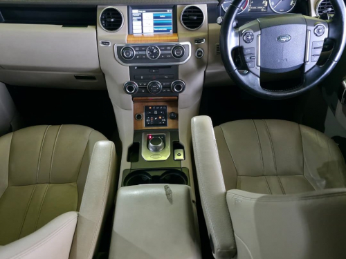 Land Rover Discovery 4 3.0 Tdi V6 Se A/T in Namibia