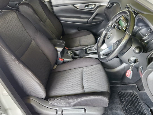 Nissan X Trail 2.5 Acenta 4x4 Cvt in Namibia