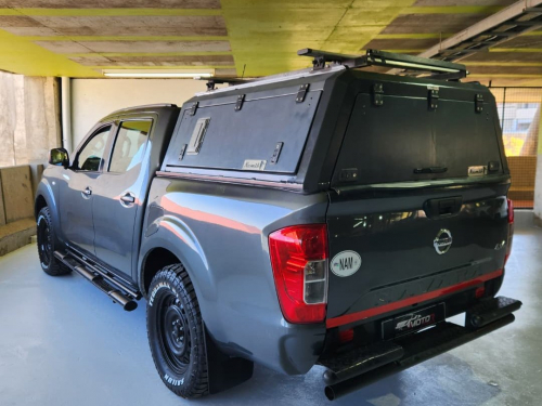Nissan Navara 2.5 TDI XE 4x4 D/C P/U in Namibia