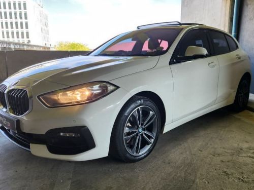 BMW 118i Sportback AT in Namibia
